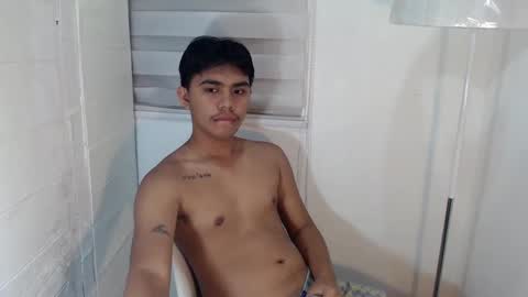 Snapshot of handsome_vanana chatting on March 5, 2025, 10:55 am handsome_vanana online show from March 5, 2025, 10:55 am