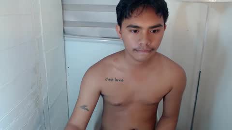 Snapshot of handsome_vanana chatting on March 5, 2025, 2:01 pm handsome_vanana online show from March 5, 2025, 2:01 pm