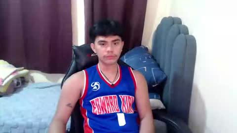 Snapshot of handsome_vanana chatting on October 8, 2025, 8:23 am handsome_vanana online show from October 8, 2025, 8:23 am