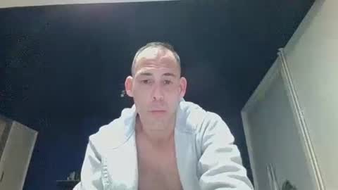 Snapshot of handsomeguy4ever chatting on November 8, 2025, 1:39 am handsomeguy4ever online show from November 8, 2025, 1:39 am