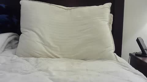 Handsome Homebody online show from January 31, 2026, 9:35 pm