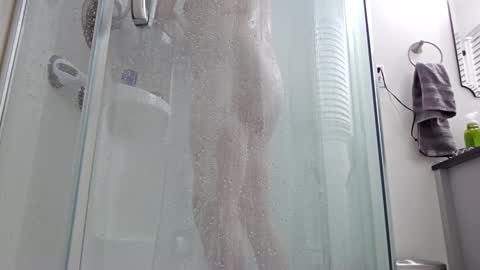 Snapshot of handy7dl chatting on April 8, 2026, 2:00 am HandyMan7 online show from April 8, 2026, 2:00 am