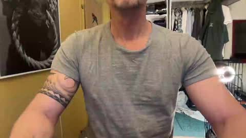 Snapshot of hankmoody6 chatting on January 20, 2025, 5:16 pm hanky online show from January 20, 2025, 5:16 pm