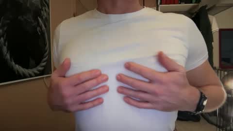 Snapshot of hankmoody6 chatting on February 14, 2025, 7:28 am hanky online show from February 14, 2025, 7:28 am