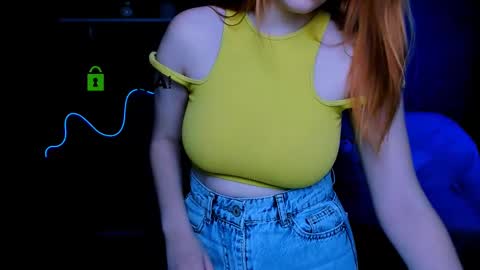 Snapshot of hanna__moon1 chatting on March 4, 2025, 8:27 pm Hanna online show from March 4, 2025, 8:27 pm