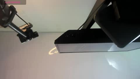  hanna  online show from April 19, 2026, 2:44 am