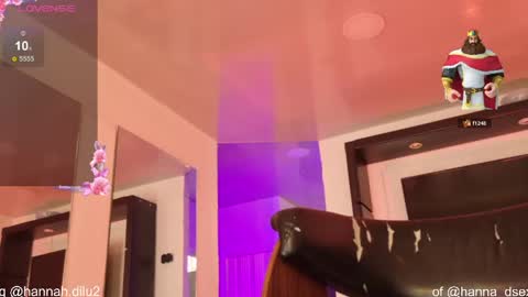 hannah dilau  online show from April 30, 2026, 8:57 pm