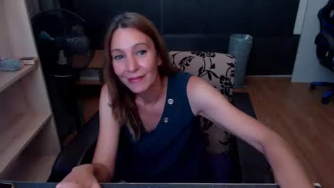 hanna_ha online show from July 15, 2026, 7:41 pm