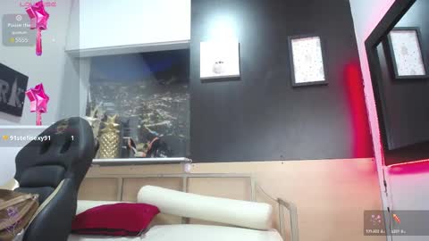 Snapshot of hanna_lamber chatting on March 8, 2025, 5:38 am hanna_lamber online show from March 8, 2025, 5:38 am