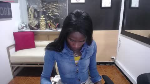 Snapshot of hanna_lamber chatting on March 11, 2025, 2:54 am hanna_lamber online show from March 11, 2025, 2:54 am