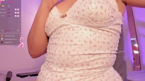 Snapshot of hanna_lee02 chatting on January 13, 2025, 7:42 pm Hanna Lee online show from January 13, 2025, 7:42 pm