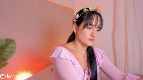 Snapshot of hanna_lee02 chatting on April 21, 2026, 12:00 pm Hanna Lee online show from April 21, 2026, 12:00 pm