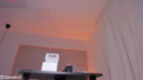 Snapshot of hanna_lee02 chatting on April 24, 2026, 12:07 pm Hanna Lee online show from April 24, 2026, 12:07 pm