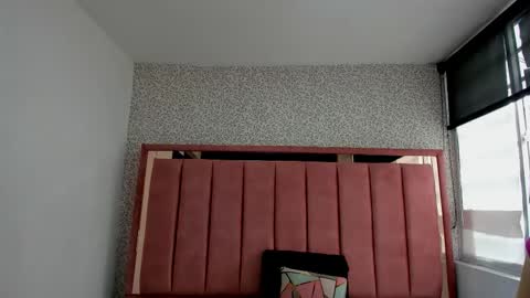 Snapshot of hanna_lee__ chatting on October 9, 2025, 7:34 pm H A N N A online show from October 9, 2025, 7:34 pm