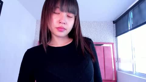 Snapshot of hanna_lee__ chatting on November 3, 2025, 7:48 pm H A N N A online show from November 3, 2025, 7:48 pm