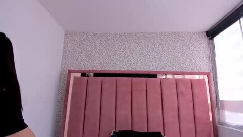 Snapshot of hanna_lee__ chatting on November 6, 2025, 7:59 pm H A N N A online show from November 6, 2025, 7:59 pm