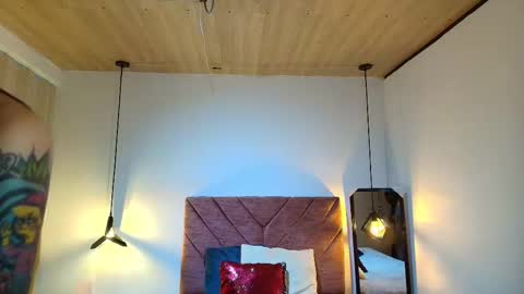 Snapshot of hanna_lee__ chatting on February 10, 2026, 7:40 pm H A N N A online show from February 10, 2026, 7:40 pm