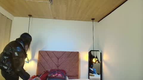 Snapshot of hanna_lee__ chatting on February 14, 2026, 10:06 pm H A N N A online show from February 14, 2026, 10:06 pm