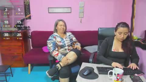 Snapshot of hanna_mature01 chatting on December 2, 2025, 1:00 am Hanna online show from December 2, 2025, 1:00 am