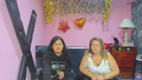 Snapshot of hanna_mature01 chatting on February 19, 2026, 12:50 am Hanna online show from February 19, 2026, 12:50 am