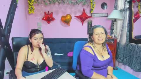 Snapshot of hanna_mature01 chatting on March 22, 2026, 2:09 pm Hanna online show from March 22, 2026, 2:09 pm