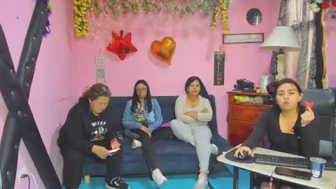 Snapshot of hanna_mature01 chatting on March 26, 2026, 12:33 pm Hanna online show from March 26, 2026, 12:33 pm