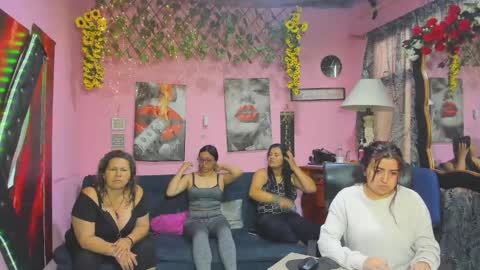 Snapshot of hanna_mature01 chatting on April 13, 2026, 11:59 am Hanna online show from April 13, 2026, 11:59 am