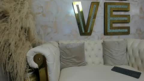 Snapshot of hanna_slut chatting on April 30, 2026, 3:02 am EVA online show from April 30, 2026, 3:02 am