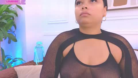 Snapshot of hanna_squirt_1 chatting on April 29, 2026, 10:30 am HANNA SOFIA online show from April 29, 2026, 10:30 am