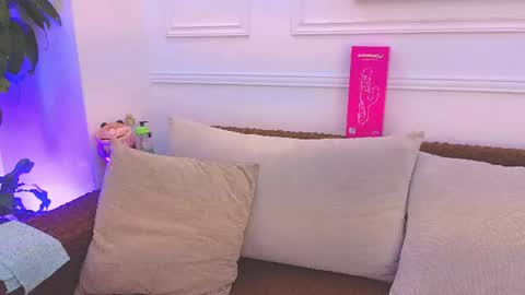 HANNA SOFIA online show from July 28, 2026, 11:17 am