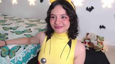 Snapshot of hanna_zoldyck chatting on November 15, 2025, 1:03 am Hanna online show from November 15, 2025, 1:03 am