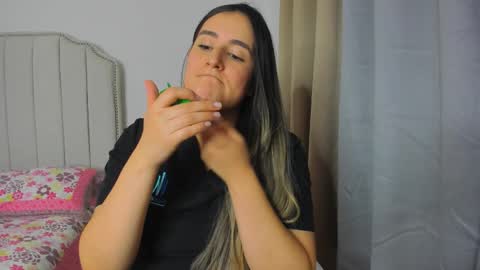 Hanna online show from April 9, 2026, 1:27 am