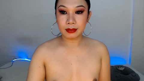 Hannah online show from May 24, 2026, 4:17 am