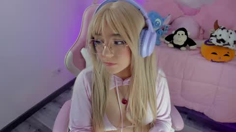 hannacutegod online show from March 30, 2026, 6:25 am