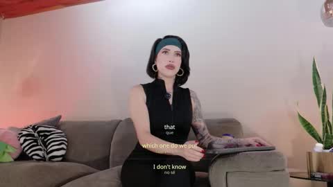 Hannah  online show from February 28, 2026, 12:55 am