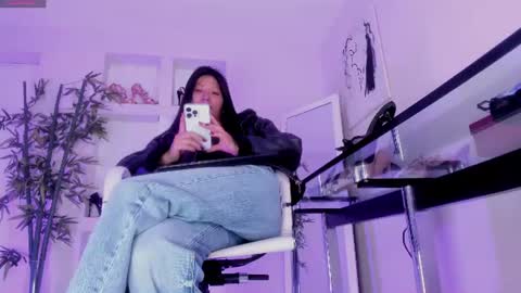 Snapshot of hannah_hcb chatting on June 24, 2026, 9:30 am HANNAH HOWELL online show from June 24, 2026, 9:30 am