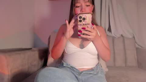 Hannah  online show from April 1, 2026, 2:34 am