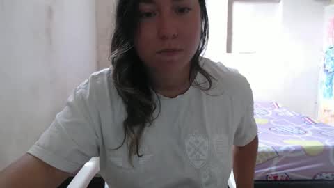 hannahevans2 online show from April 27, 2026, 4:16 pm
