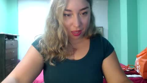 hannahevans2 online show from July 16, 2026, 8:26 pm
