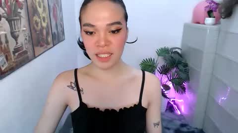 Snapshot of hannahforyou chatting on May 4, 2026, 12:50 am HANNAH online show from May 4, 2026, 12:50 am