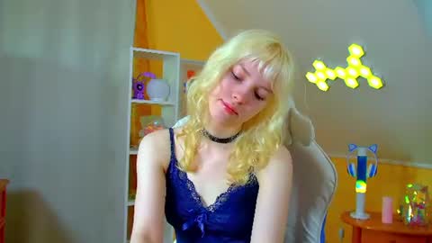 Snapshot of hannahhollis chatting on June 24, 2026, 6:23 am Hannah online show from June 24, 2026, 6:23 am