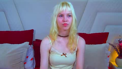 Snapshot of hannahhollis chatting on June 30, 2026, 6:14 am Hannah online show from June 30, 2026, 6:14 am