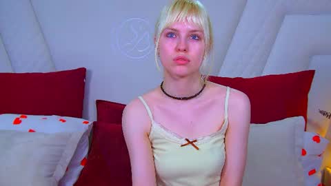 Snapshot of hannahhollis chatting on June 30, 2026, 6:20 pm Hannah online show from June 30, 2026, 6:20 pm
