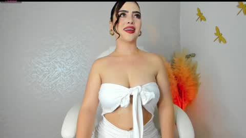 Camila online show from January 1, 2025, 1:58 am