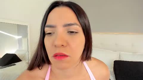 hannamartinnez online show from June 16, 2026, 12:08 pm