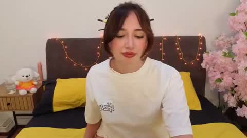 Snapshot of hannari_ chatting on July 30, 2026, 5:34 pm hannari_ online show from July 30, 2026, 5:34 pm