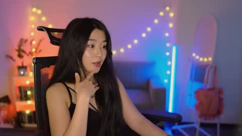 hannarosie online show from June 5, 2026, 4:02 pm