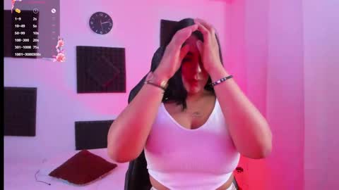 Hanna  online show from September 13, 2025, 7:13 pm