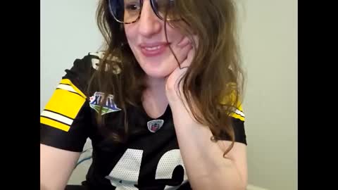 Snapshot of hannukahhottie chatting on October 5, 2025, 7:12 pm Sabrina online show from October 5, 2025, 7:12 pm