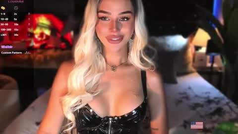 hanny113826 online show from October 27, 2025, 1:20 am